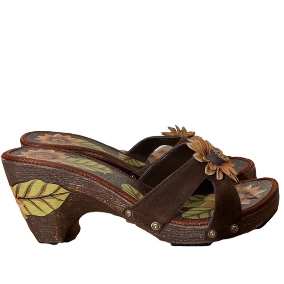 Cottage Core Sunflower Sandals Heels 9 - Picture 4 of 15